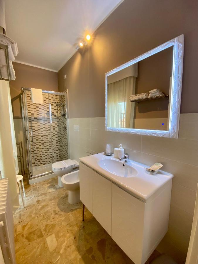 A Due Passi B&B Citta Sant'Angelo Luaran gambar
